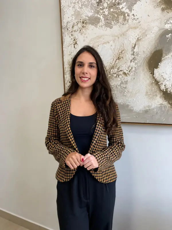 Dra. Ana Lara Pinheiro Marco